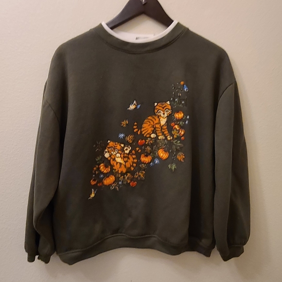 Basic Editions Tops - 90's Basic Editions Grandma Cat Sweatshirt
